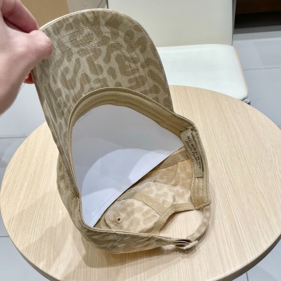 🦋Women's Burberry ball Hats🤩 - Picture 8 of 8